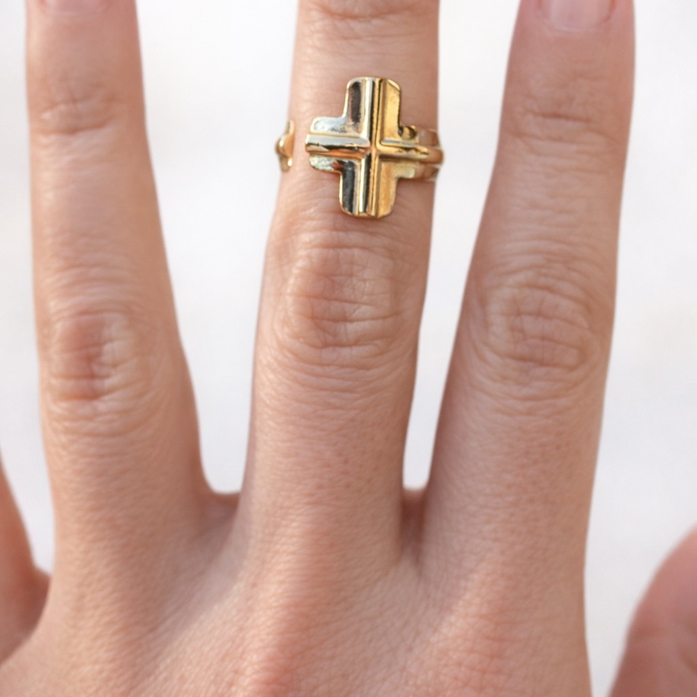 Gold and Silver Geometric‎ Statement Ring